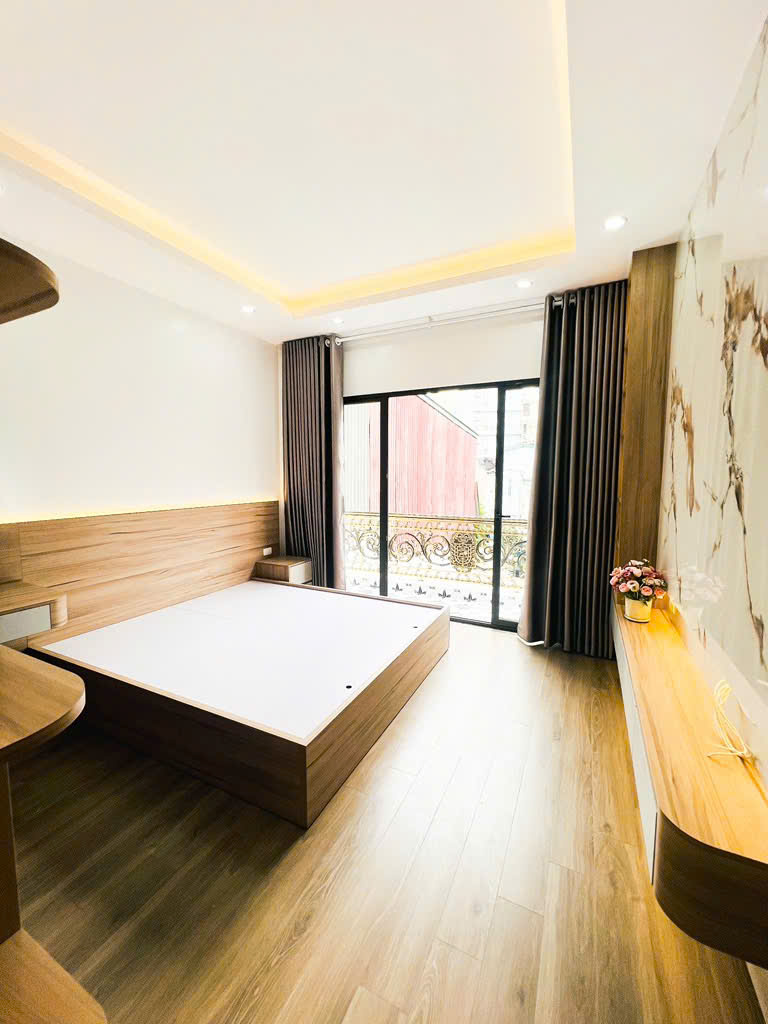 Tôi Chính Chủ cần Bán nhà ngõ 521 Trương Định. Dt 46m 6T - GARA Ô TÔ Giá chỉ 12.5 tỷ
